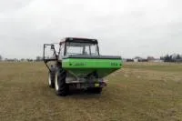Разбрасыватель минеральных удобрений UNIA MX